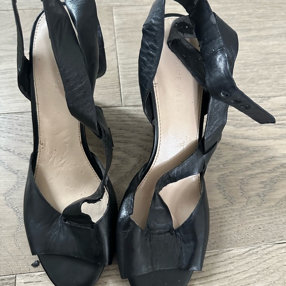 Nine West heels - Picture 2 of 4